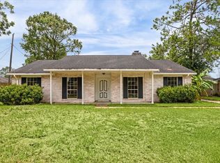 503 Mary Ann Dr, Friendswood, TX 77546