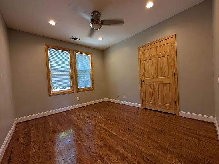 3221 Guilford Ave — Photo 14