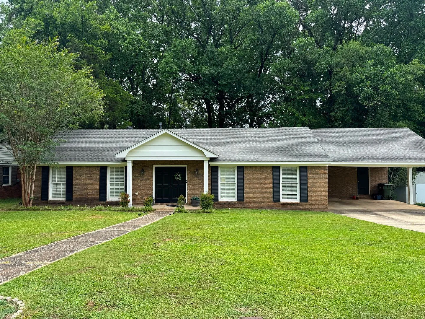 Nice 3 bedroom 2 Bath in Heritage Hills — Photo 1