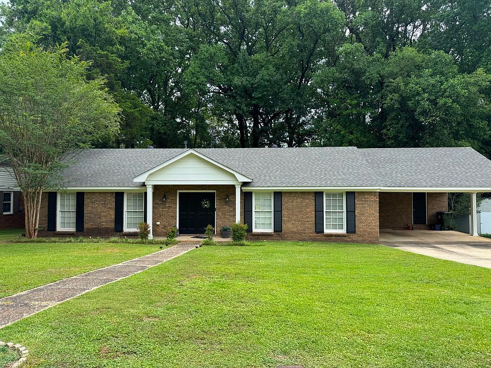 1st image of 1205 Heritage Dr