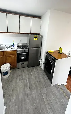 Rented by Lafayette Management LLC | media 6