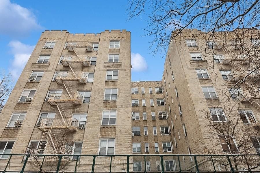 1st image of 91 Payson Avenue #2L