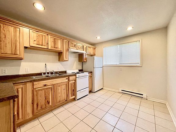 5th image of 405-409 E Woodlawn Ave #409-2