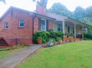 383 Farmington Rd, Hardy, VA 24101