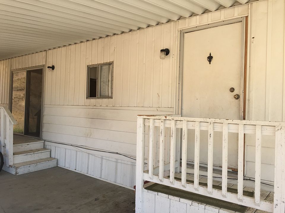 2nd image of 657 Lebec Rd #17