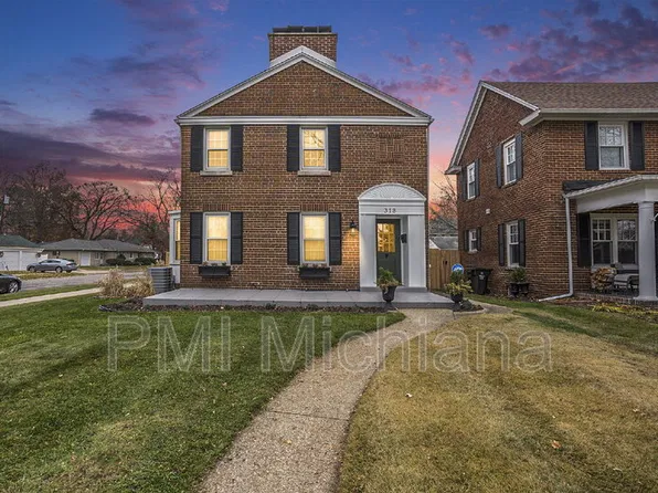 318 E Angela Blvd, South Bend, IN 46617