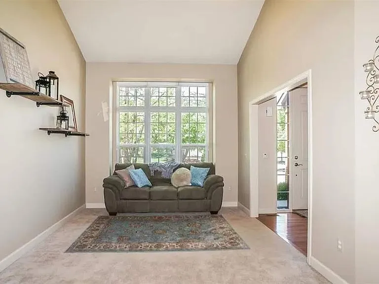 16544 Mulberry Way — Photo 7