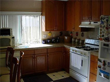 3rd image of 10215 Trails End Cir