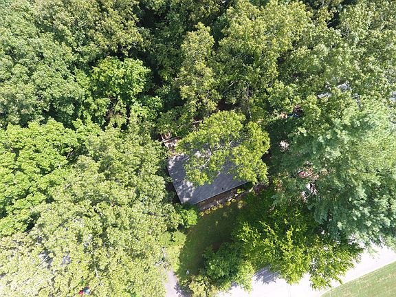 2nd image of 8244 Landmark Dr