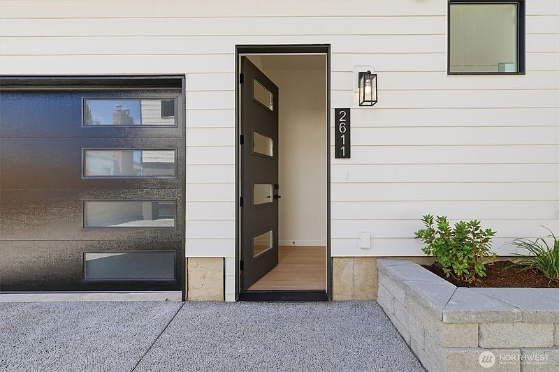3rd image of 2611 NW 87th Street