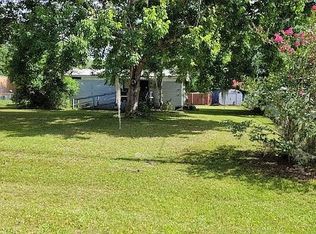 216 Sunland Dr, Satsuma, FL 32189