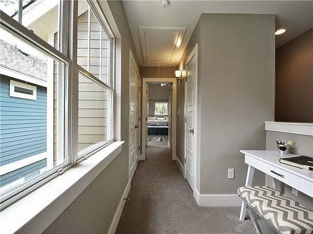 Hall to master and laundry