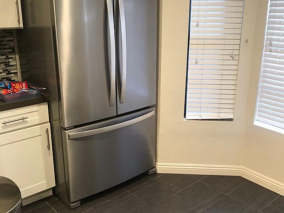 4th image of 811 N Columbus Ave APT 1