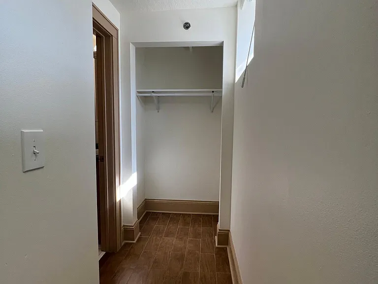 2716 Hennepin Ave S #B2 — Photo 5