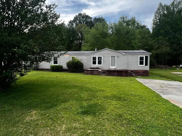 84 Hardy Drive, Snow Hill, NC 28580