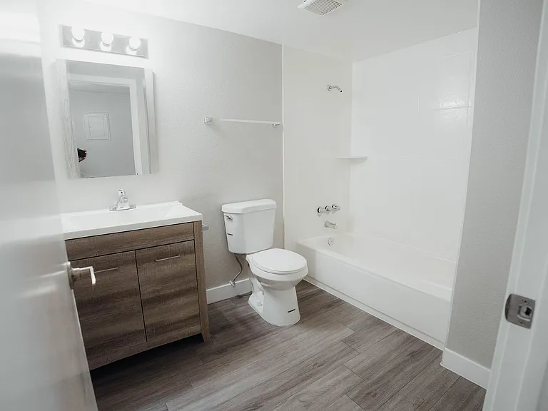 The Cosmo Apartments — Photo 26