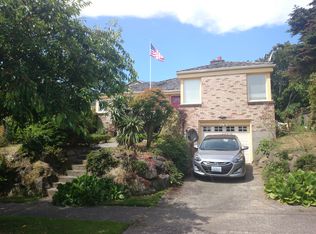 3021 36th Ave W, Seattle, WA 98199