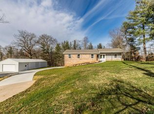 445 Hoing Rd, Evansville, IN 47725