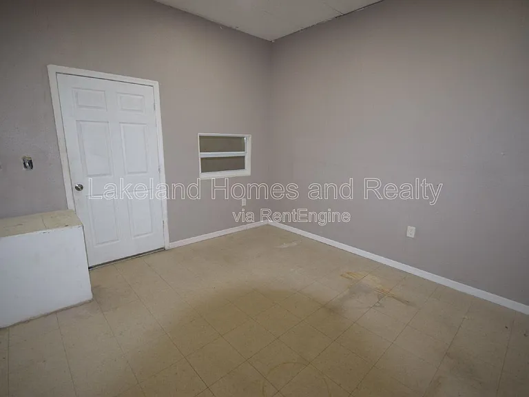 817 N Lake Parker Ave — Photo 7