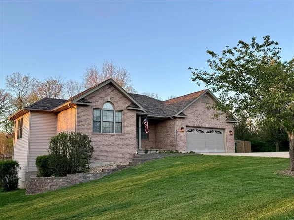 1704 Palmer Ct, Rolla, MO 65401