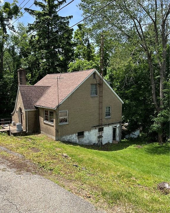 1st image of 401 Summit Ave