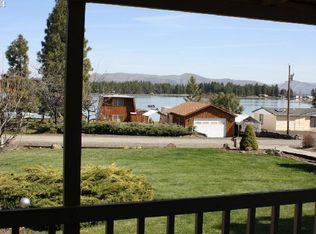 76 S Lakewood Rd, Tygh Valley, OR 97063