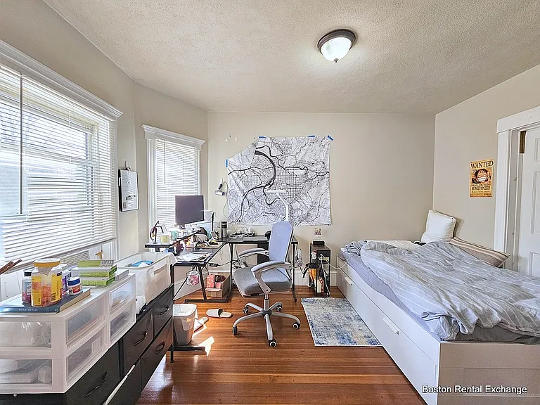 91 Frederick Ave — Photo 8
