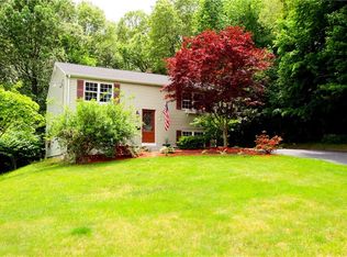 34 Gadoury Blvd, Woonsocket, RI 02895