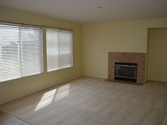 4th image of 15712 Mesa Verde Dr