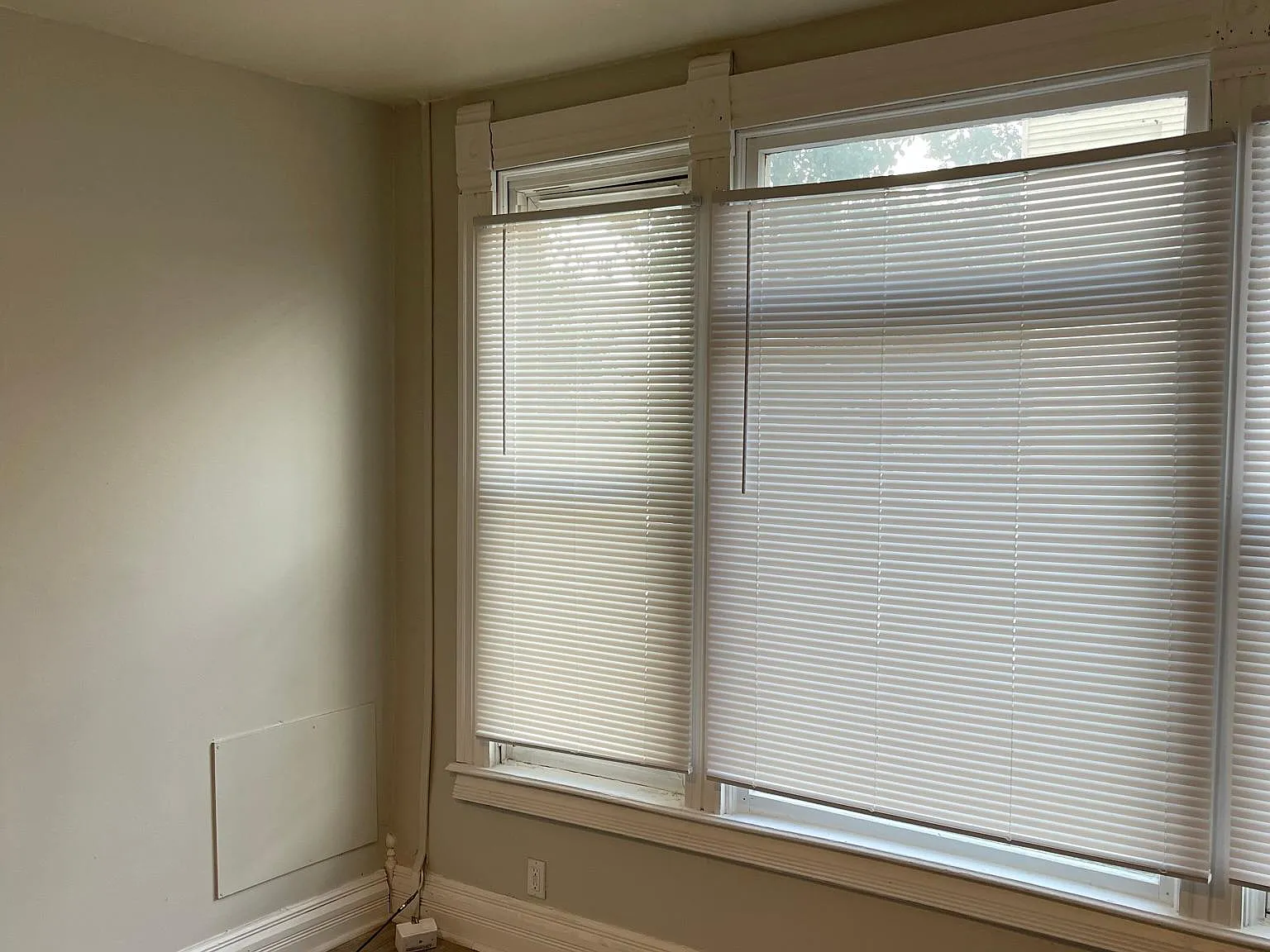 4 bed, 100 sqft, $2,728 — Photo 4