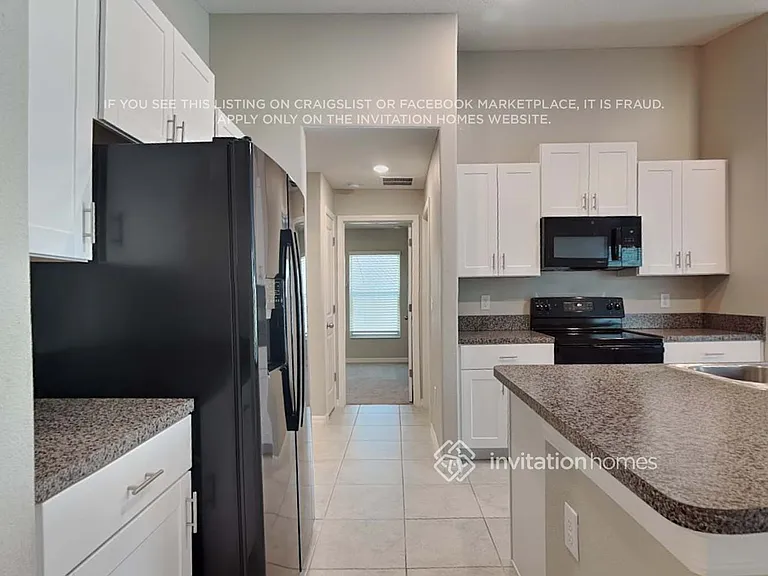 7112 Paradise Island Ct — Photo 5