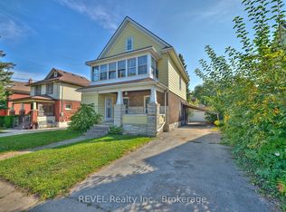 5806 Prince Edward Ave, Niagara Falls, ON L2G5J3