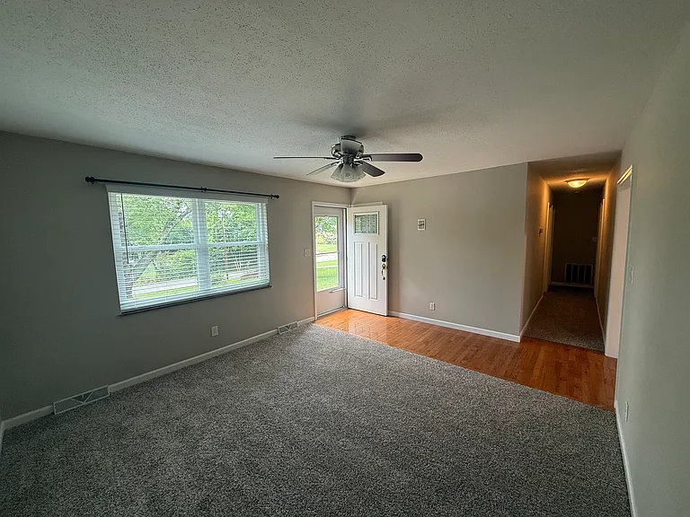 621 Black Forest Dr — Photo 2