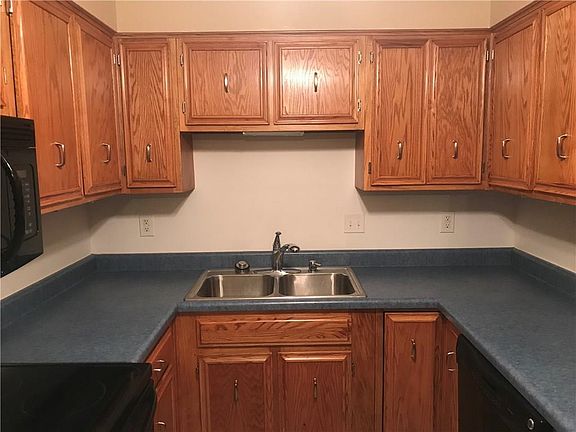 5th image of 10001 E Dedham Dr