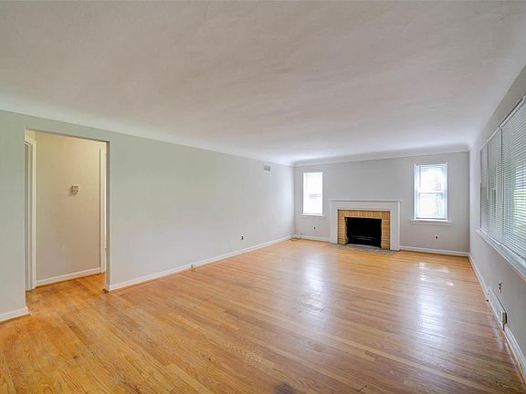 2nd image of 151 Signal Hill Dr