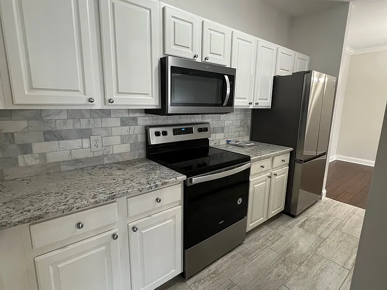 1945 Tara Ct #1 — Photo 8
