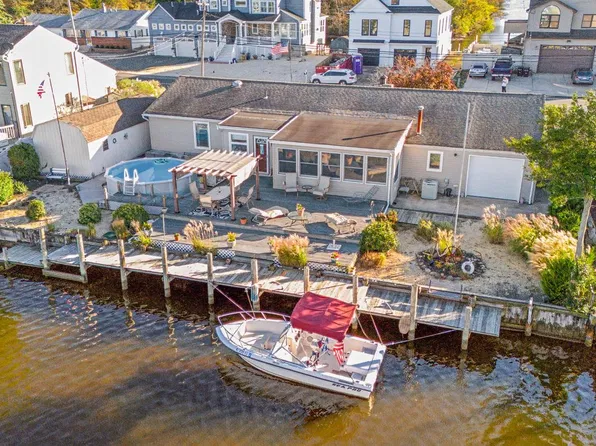 1122 Laurel Blvd, Lanoka Harbor, NJ 08734