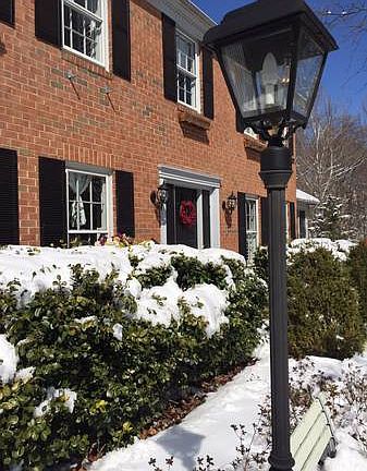 3rd image of 5822 Glen Forest Dr