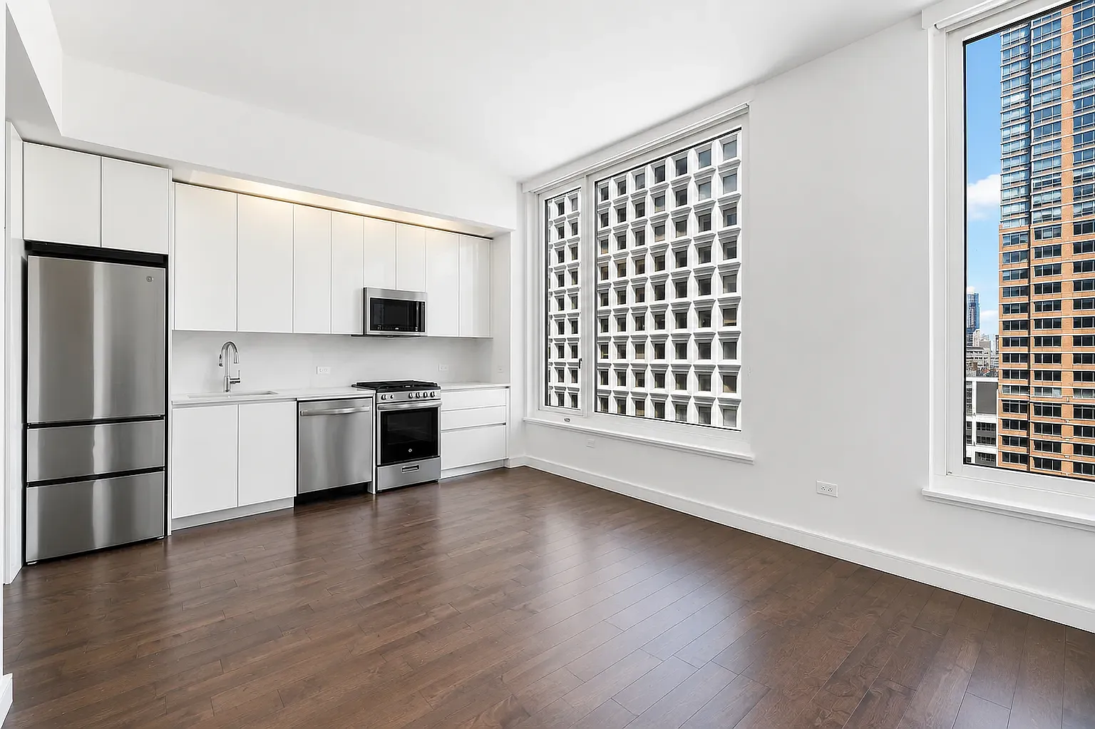 232 East 54th Street — Photo 3