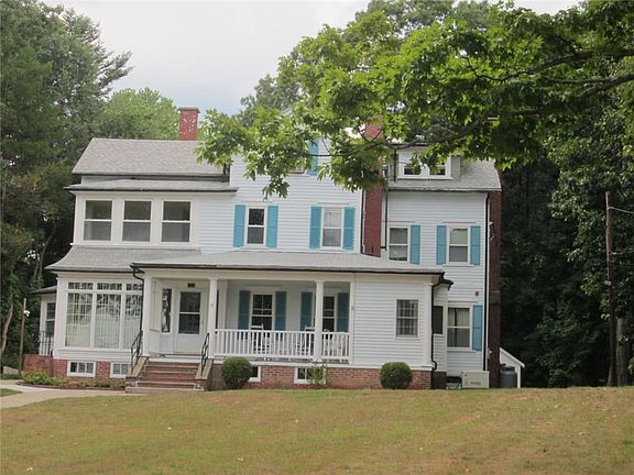 2nd image of 18 Payan St #2R