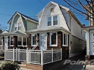 922 E 38th St, Brooklyn, NY 11210