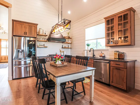 6728 Perkins Ln, Show Low, AZ 85901