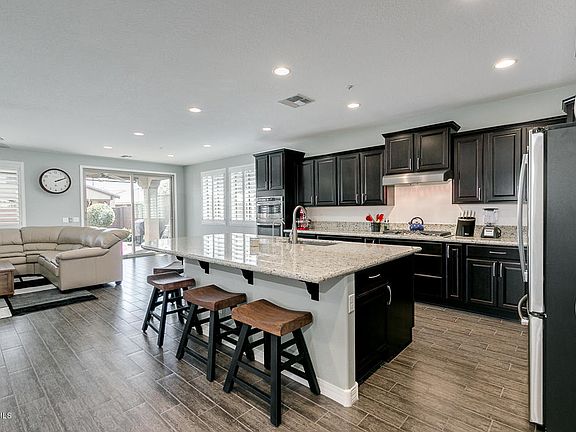 4th image of 3383 E Tiffany Ct