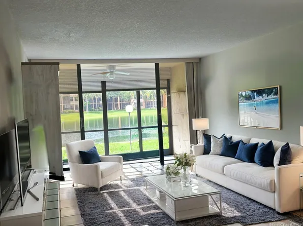 5609 Coral Lake #109, Margate, FL 33063