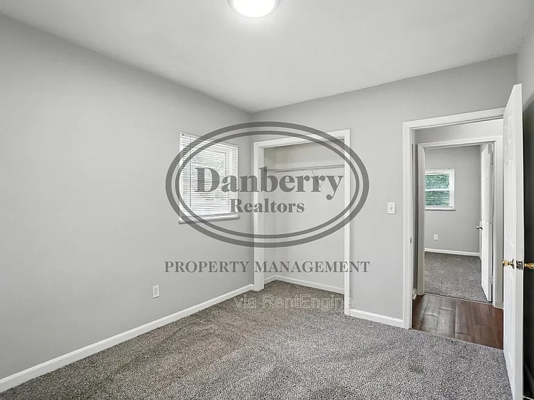 822 Searles Rd — Photo 20