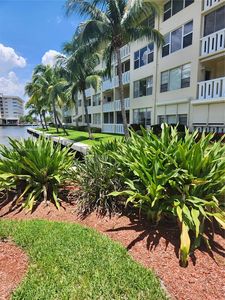 1889 S Ocean Dr APT 107, Hallandale Beach, FL, 33009
