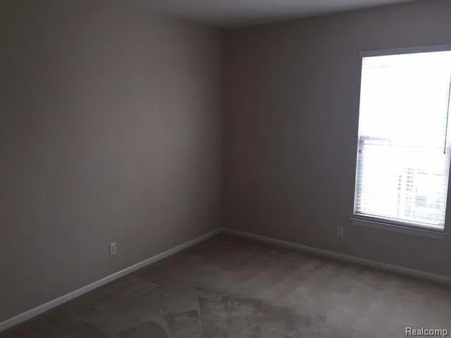 1059 Alameda Blvd — Photo 10