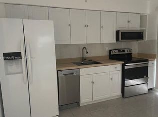 18801 Atlantic Blvd #18801, North Miami Beach, FL 33160