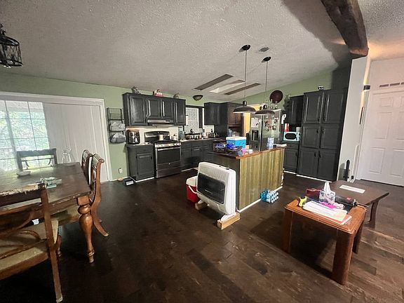 4th image of 1800 Goldston Springs Rd