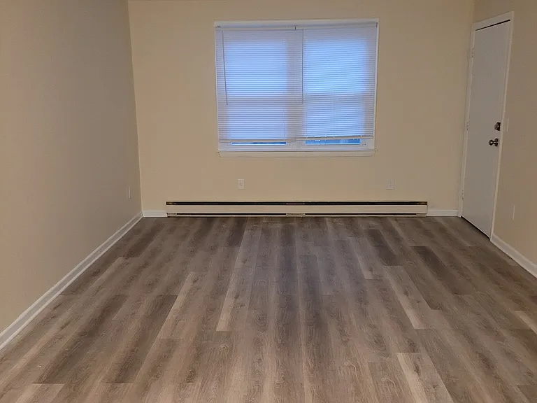 17 Forest Park Ave #2 — Photo 4